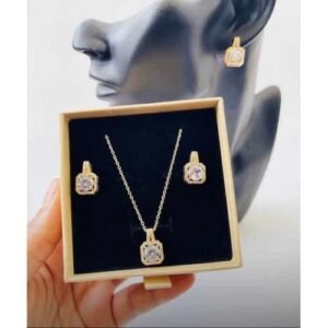 DUBIA LUXURY GOLD JEWELRY NECKLACE AND PENDANT