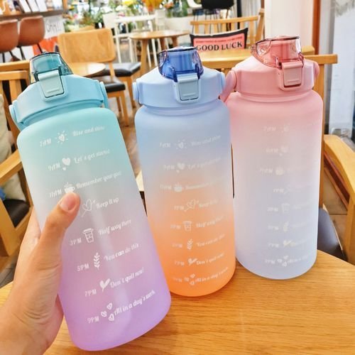 Gradient Sport Water Bottle 2000ML Motivational Drink Straw