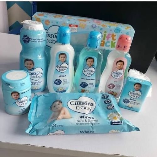 Cussons Baby Mild & Gentle Bathing Gift Set(8 Pieces)