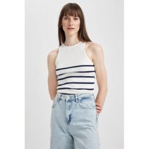 Defacto Woman Casual Fitted Crew Neck Tricot Athlete - Ecru