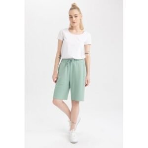 Defacto Woman Regular Fit Knitted Bermuda - Green