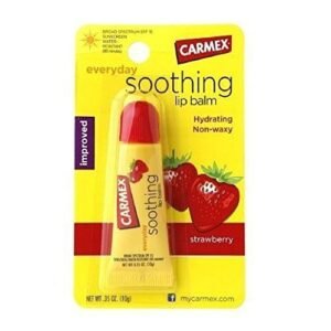 Carmex strawberry lip balm medicated .35 oz (10g)
