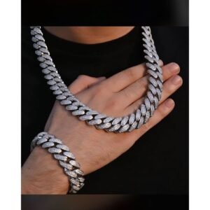 Iced Out Cuban Chain With Bracelet