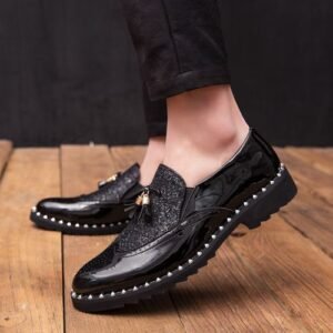 Mens Shoes Brogues Slip-On Loafers British Style Tassel Leather Shoes Black