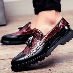 Big Size Men Glossy Tassel Brogue Leather Shoes-Black Red