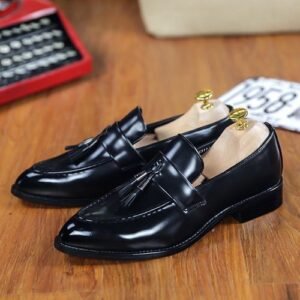 Men Business Shoes Fashion Tassel Pointed A Suit Leather Shoes Black