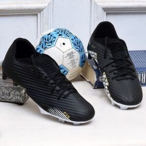 NEW ARIVAL FOOBALL BOOT BLACK