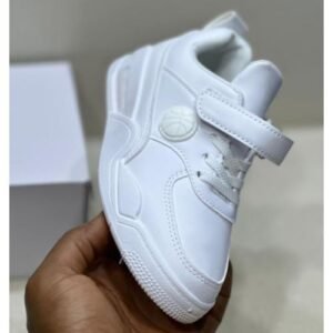 Children Unisex Boy's Girl's White Sneakers (Size 30 Take Size 33)