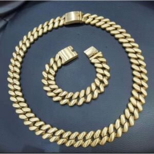 Non-Tarnish Gold Replica Jewelry