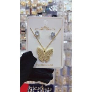 ELEGANT LADIES JEWELRY BUTTERFLY PENDANT NECKLACE