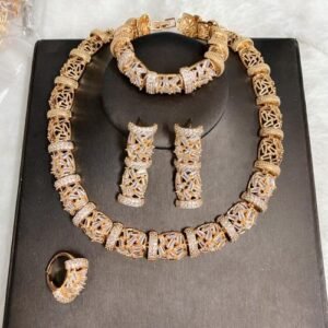Zirconia Crystal Luxury Sets Gold Diamond  Necklace,Earring ,Bracelet And Ring Set
