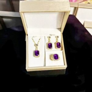 Luxurious Women Jewelry Set With Shiny Rhinestone - Purple