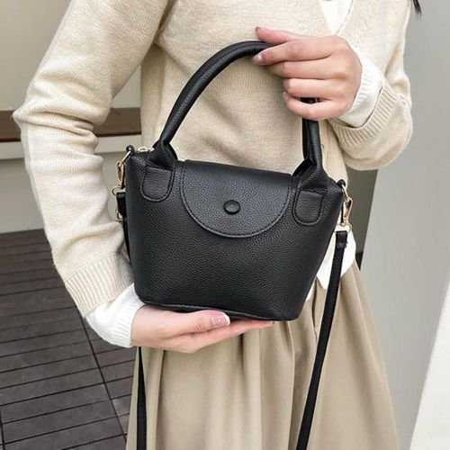 Woman's Crossbody Bucket Bag Large Capacity Casual Solid Color Bucket Bag for Mobile Phone Cosmetics Keychain NO5298