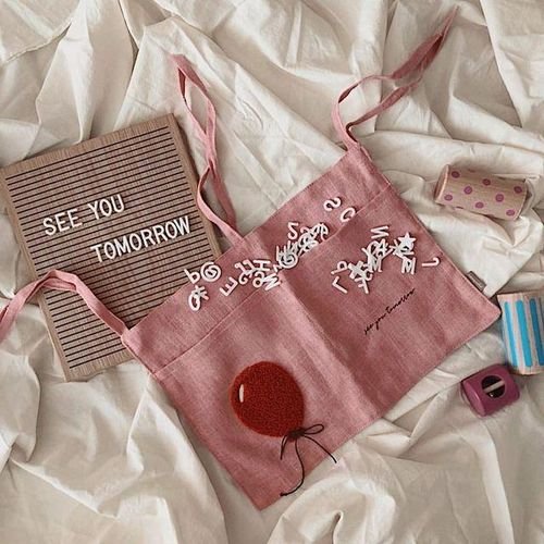 Bedside Storage Bag Embroidery linen Baby Crib Organizer Hanging Bag for Baby Essentials Newborn Bed Hanging Diaper Toy