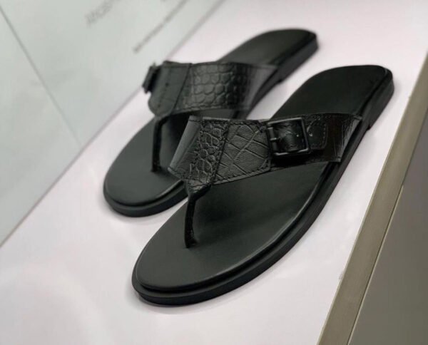 Black easy ware slippers