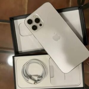 Apple IPhone 11 Pro Max (4GB RAM, 64GB).